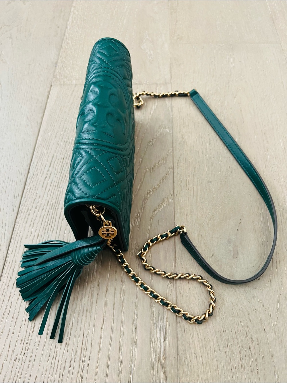 Tory Burch Green Quilted Crossbody Bag with Tassel - Picture 10 of 11